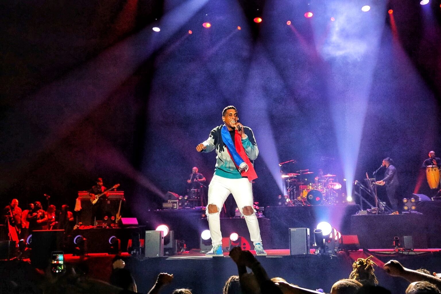 Trois ans après sa chute sur scène, Mikaben reste vivant dans les mémoires