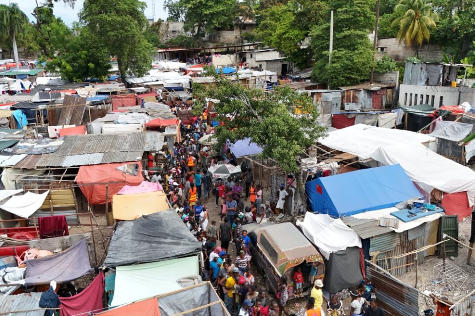 Haïti : le passage de l’ouragan Mélissa aggrave la détresse des déplacés dans les camps de fortune