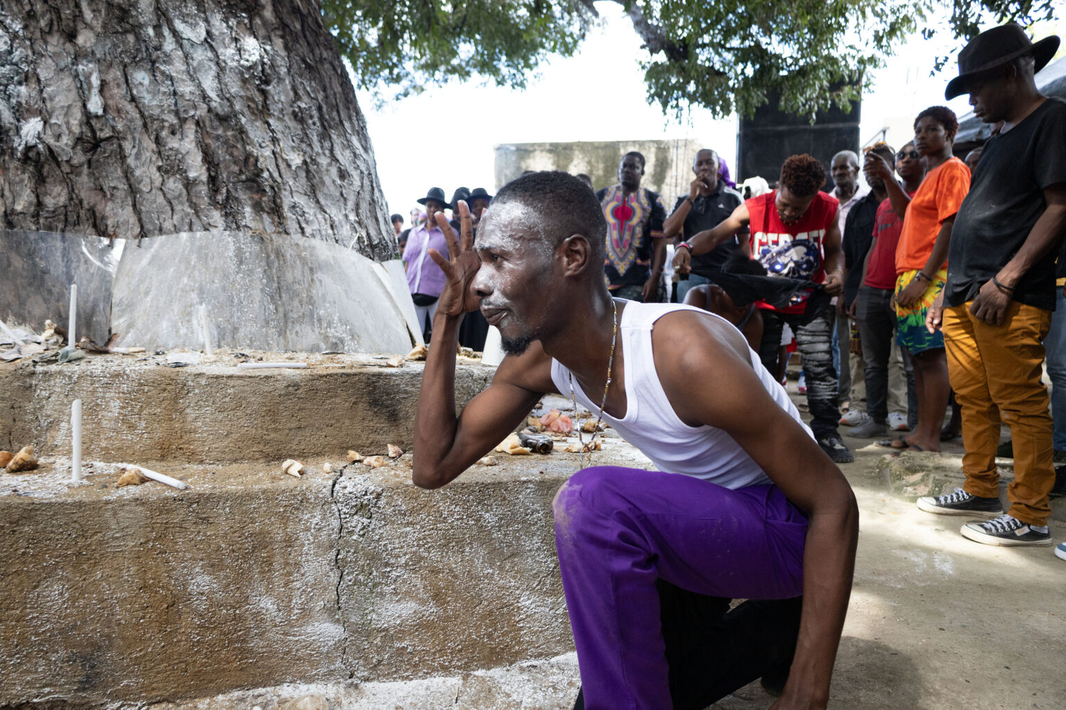 Haïti : Là où la mort règne, la vie danse encore, les Guédés célèbrent et maintiennent la tradition